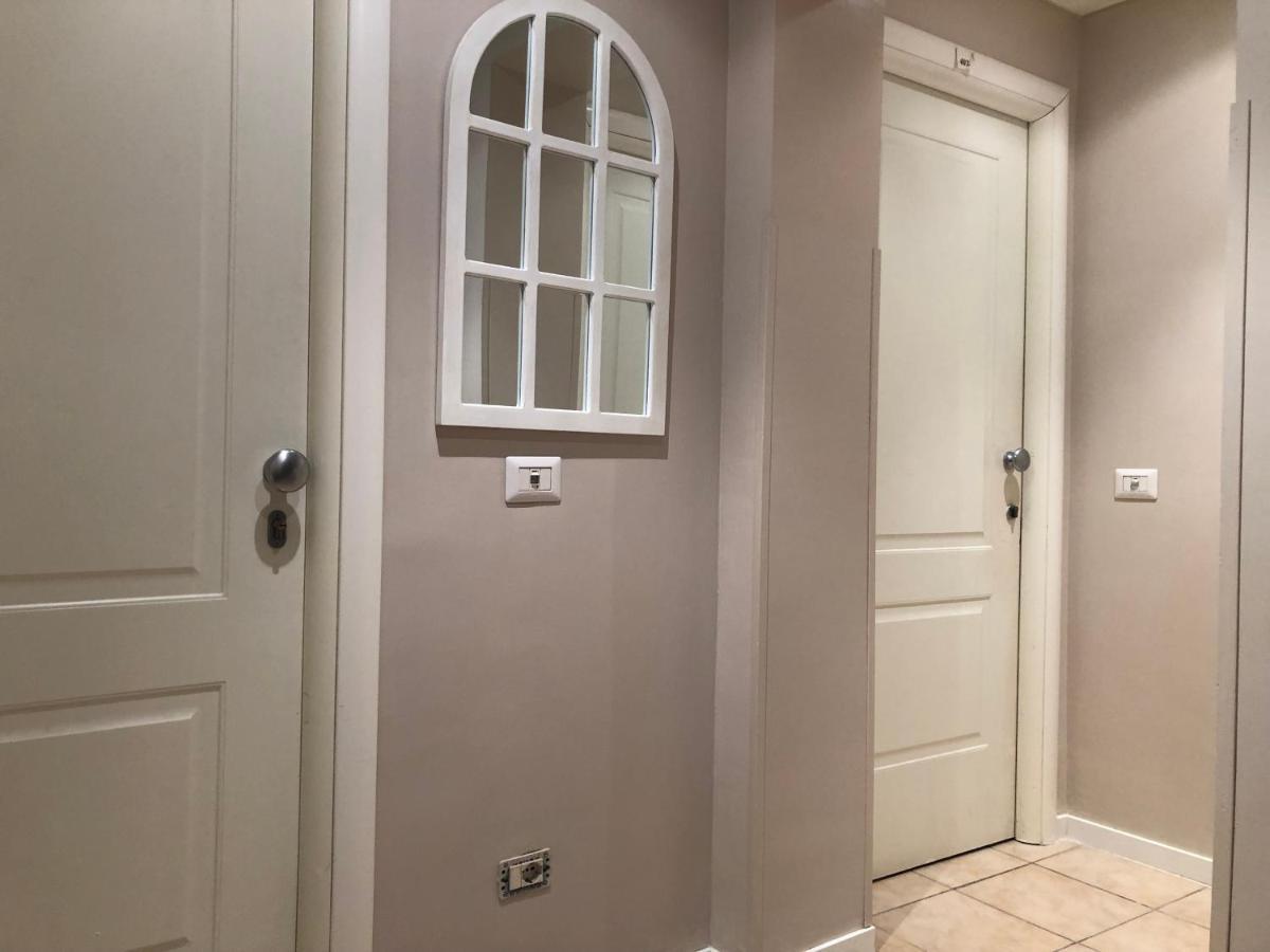 Hello Home Guesthouse Рим Екстериор снимка